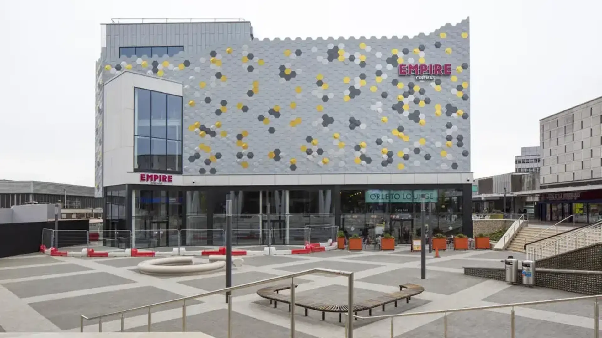 east_square_basildon_cinema_essex_uk