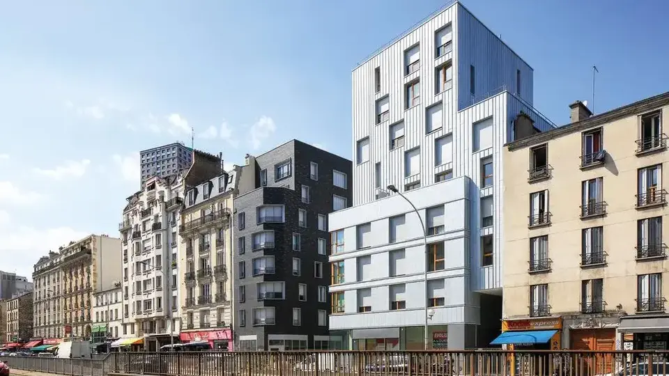 Cité artisanale Aubervilliers France logement collectif 